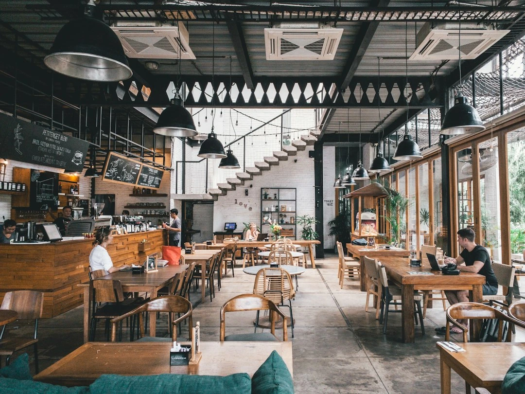 Jasa Renovasi Cafe oleh Kontraktor Terbaik dan Terpercaya