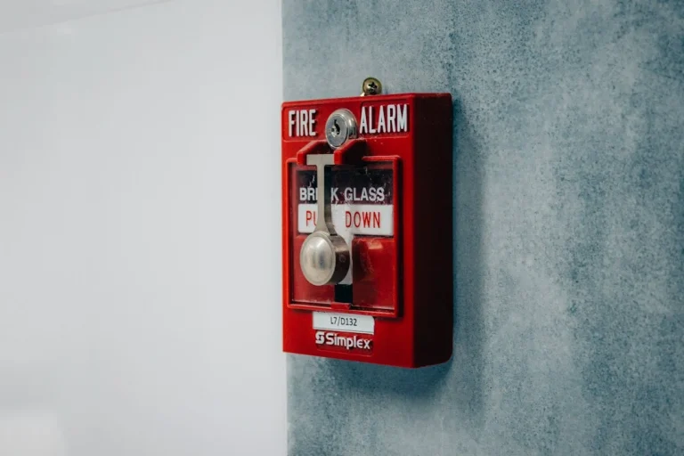Panduan Instalasi Fire Alarm Deteksi Dini di Rumah dan Kantor