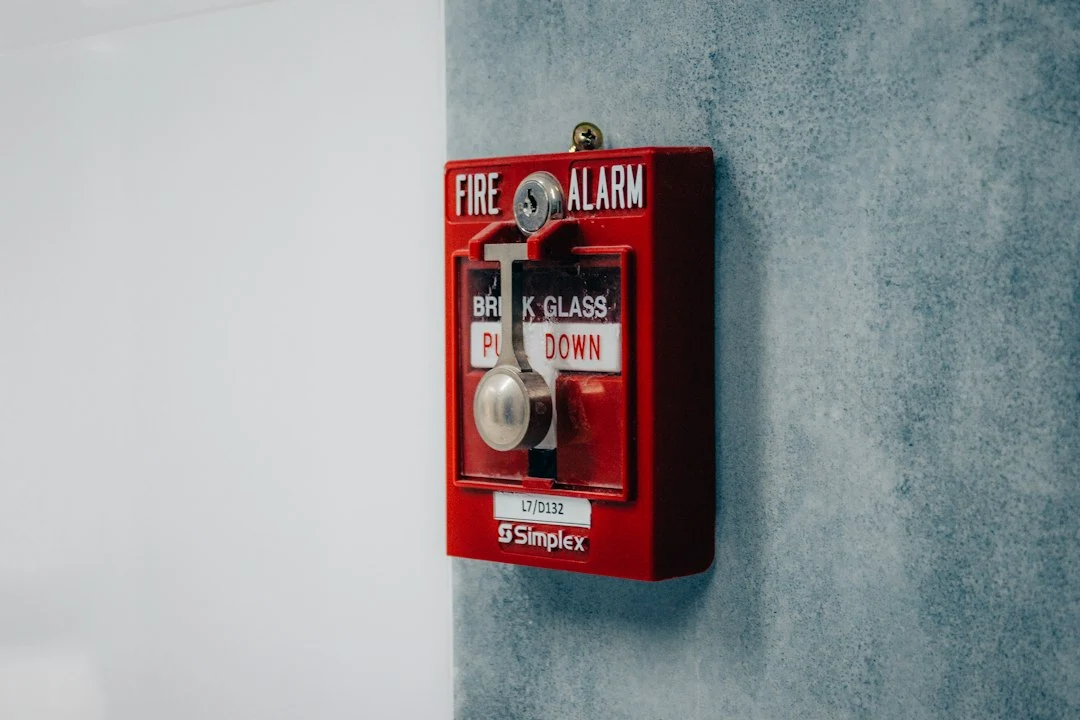 Panduan Instalasi Fire Alarm Deteksi Dini di Rumah dan Kantor